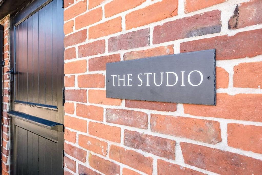 The Studio, Hoo Вудбридж Экстерьер фото